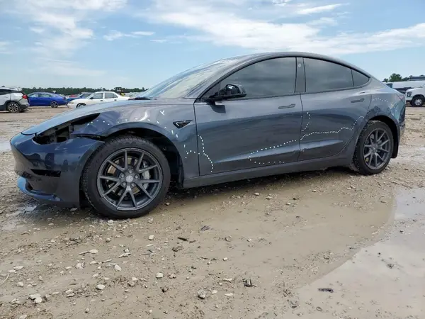 5YJ3E1EB0NF176425 2022 TESLA MODEL 3 - Image 1