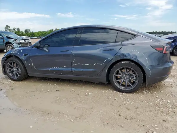 5YJ3E1EB0NF176425 2022 TESLA MODEL 3 - Image 2