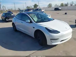 5YJ3E1EB0NF177705 2022 TESLA MODEL 3