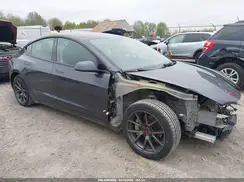 5YJ3E1EB0NF183844 2022 TESLA MODEL 3