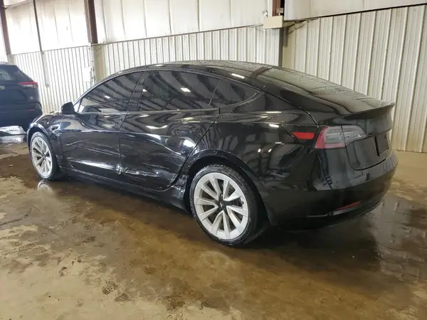 5YJ3E1EB0NF185075 2022 TESLA MODEL 3 - Image 2