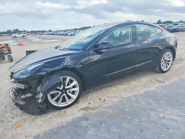 5YJ3E1EB0NF186016 2022 TESLA MODEL 3 - Image 1