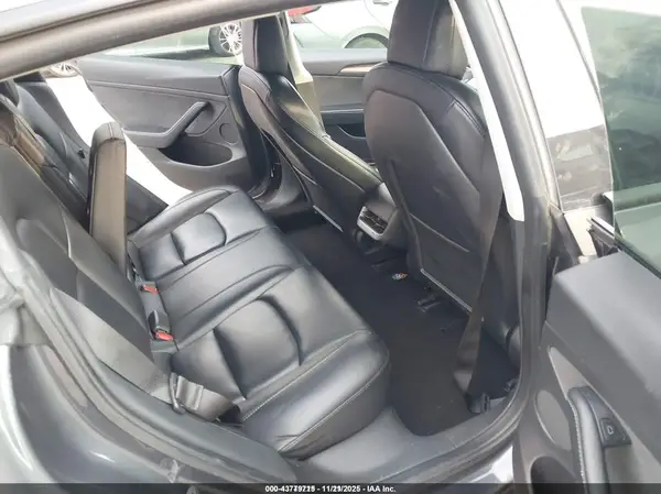 5YJ3E1EB0NF186565 2022 TESLA MODEL 3 - Image 8