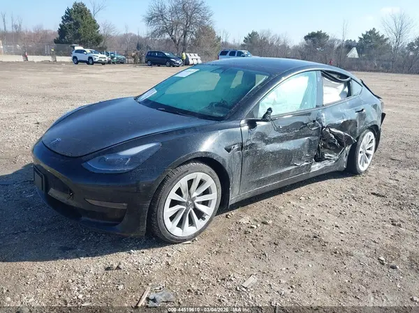 5YJ3E1EB0NF186954 2022 TESLA MODEL 3 - Image 2