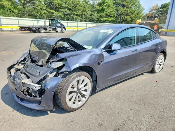 5YJ3E1EB0NF189210 2022 TESLA MODEL 3 - Image 1