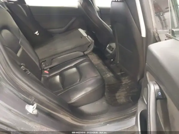 5YJ3E1EB0NF192205 2022 TESLA MODEL 3 - Image 8