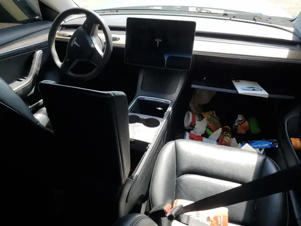 5YJ3E1EB0NF192267 2022 TESLA MODEL 3 - Image 8