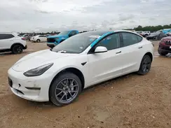 5YJ3E1EB0NF198621 2022 TESLA MODEL 3