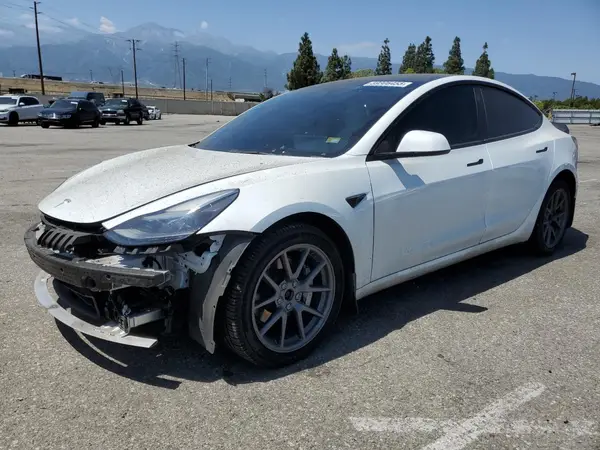 5YJ3E1EB0NF203400 2022 TESLA MODEL 3 - Image 1