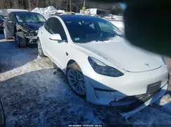 5YJ3E1EB0NF205261 2022 TESLA MODEL 3