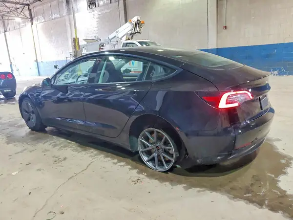 5YJ3E1EB0NF207723 2022 TESLA MODEL 3 - Image 2
