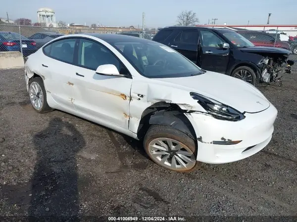 5YJ3E1EB0NF208516 2022 TESLA MODEL 3 - Image 1
