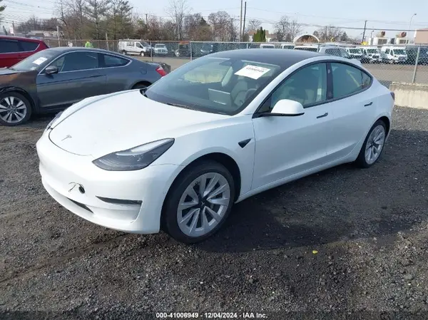 5YJ3E1EB0NF208516 2022 TESLA MODEL 3 - Image 2