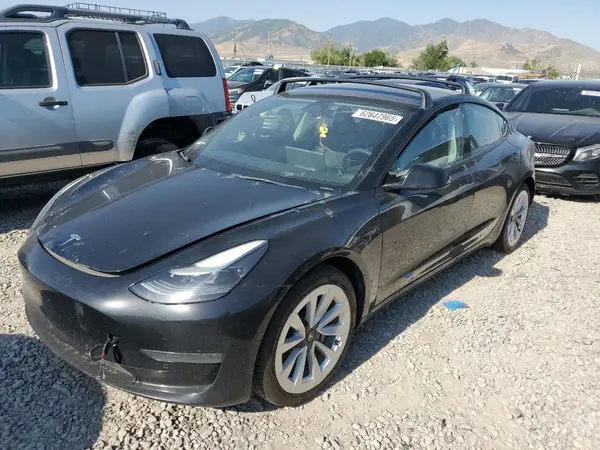 5YJ3E1EB0NF208760 2022 TESLA MODEL 3 - Image 1