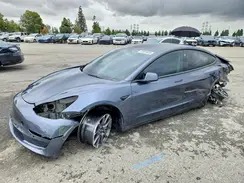 5YJ3E1EB0NF213201 2022 TESLA MODEL 3