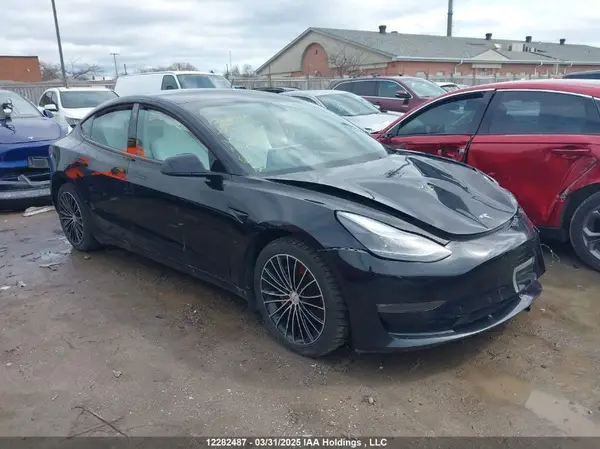5YJ3E1EB0NF228510 2022 TESLA MODEL 3 - Image 1