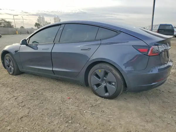 5YJ3E1EB0NF229298 2022 TESLA MODEL 3 - Image 2