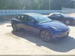 5YJ3E1EB0NF243010 2022 TESLA MODEL 3