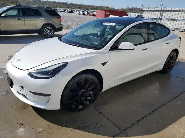 5YJ3E1EB0NF243122 2022 TESLA MODEL 3 - Image 1