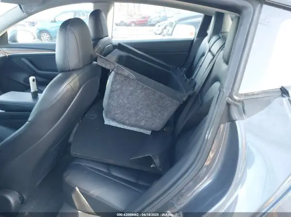5YJ3E1EB0NF243606 2022 TESLA MODEL 3 - Image 8