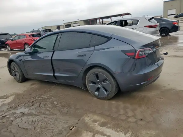 5YJ3E1EB0NF244593 2022 TESLA MODEL 3 - Image 2