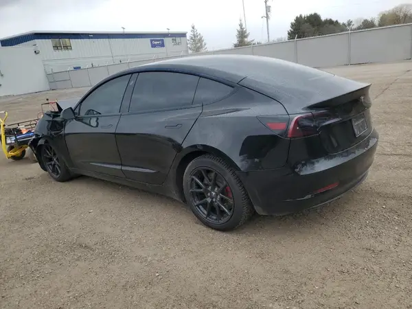 5YJ3E1EB0NF245338 2022 TESLA MODEL 3 - Image 2