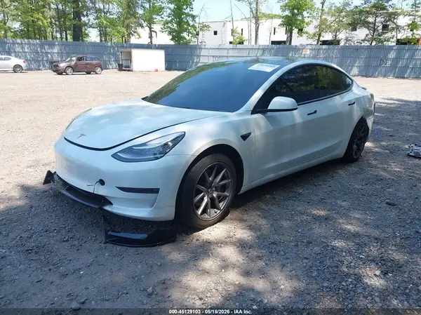 5YJ3E1EB0NF245517 2022 TESLA MODEL 3 - Image 2