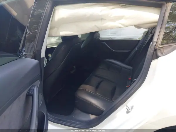 5YJ3E1EB0NF245517 2022 TESLA MODEL 3 - Image 8
