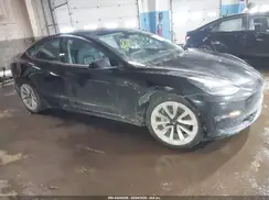 5YJ3E1EB0NF247316 2022 TESLA MODEL 3
