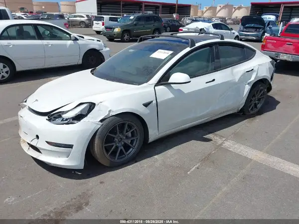 5YJ3E1EB0NF247719 2022 TESLA MODEL 3 - Image 2