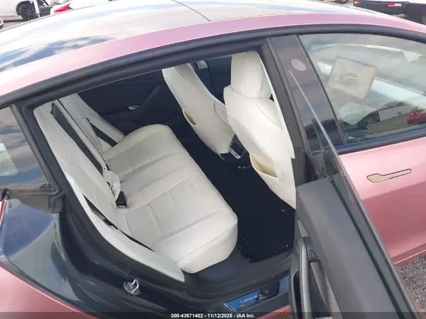 5YJ3E1EB0NF250894 2022 TESLA MODEL 3 - Image 8