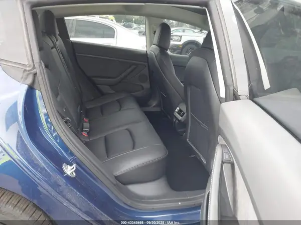 5YJ3E1EB0NF253486 2022 TESLA MODEL 3 - Image 8