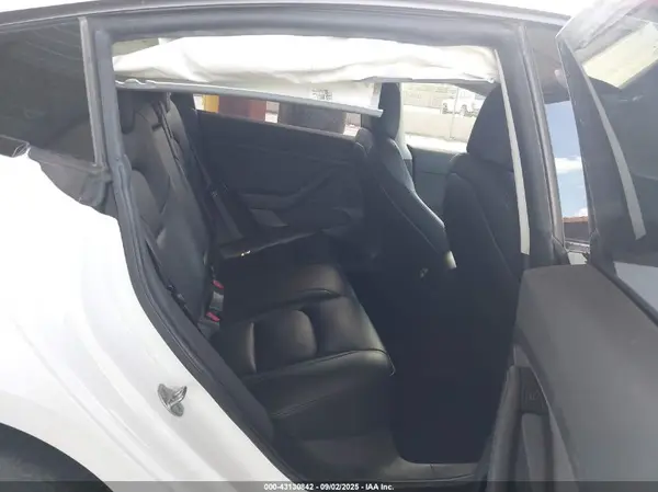 5YJ3E1EB0NF256324 2022 TESLA MODEL 3 - Image 8