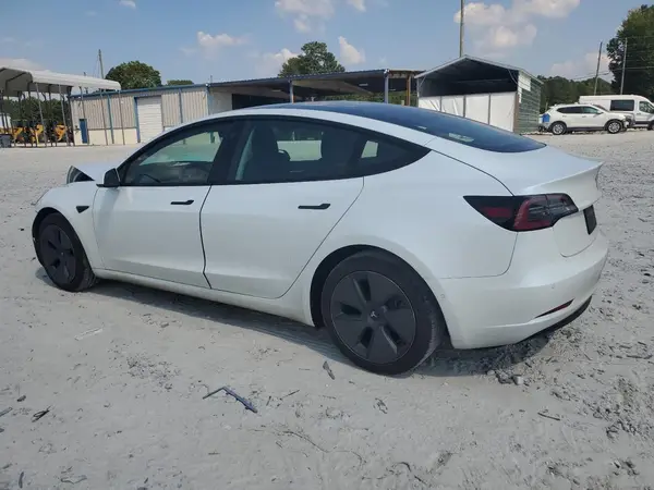 5YJ3E1EB0NF256372 2022 TESLA MODEL 3 - Image 2