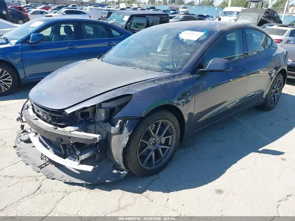 5YJ3E1EB0NF256761 2022 TESLA MODEL 3 - Image 2