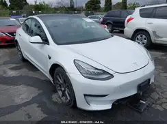 5YJ3E1EB0NF259224 2022 TESLA MODEL 3