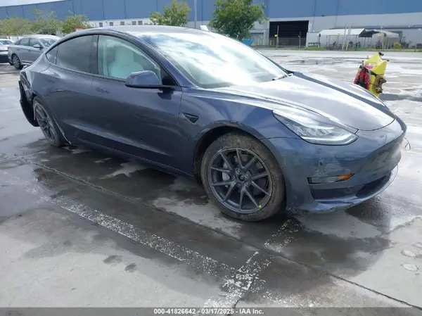 5YJ3E1EB0NF259904 2022 TESLA MODEL 3 - Image 1