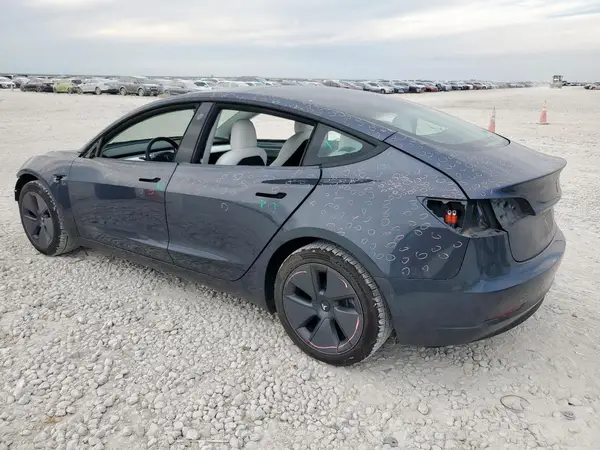 5YJ3E1EB0NF263810 2022 TESLA MODEL 3 - Image 2