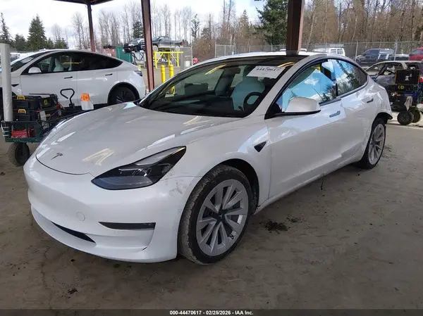 5YJ3E1EB0NF269784 2022 TESLA MODEL 3 - Image 2