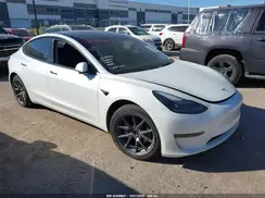 5YJ3E1EB0NF270918 2022 TESLA MODEL 3