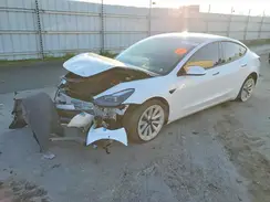 5YJ3E1EB0NF271440 2022 TESLA MODEL 3