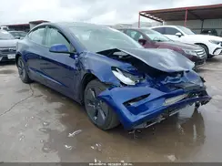 5YJ3E1EB0NF271518 2022 TESLA MODEL 3