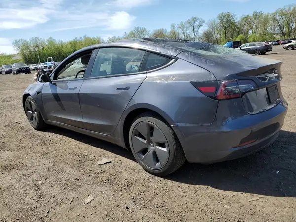 5YJ3E1EB0NF274855 2022 TESLA MODEL 3 - Image 2