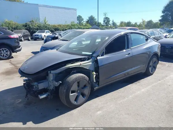 5YJ3E1EB0NF276945 2022 TESLA MODEL 3 - Image 2