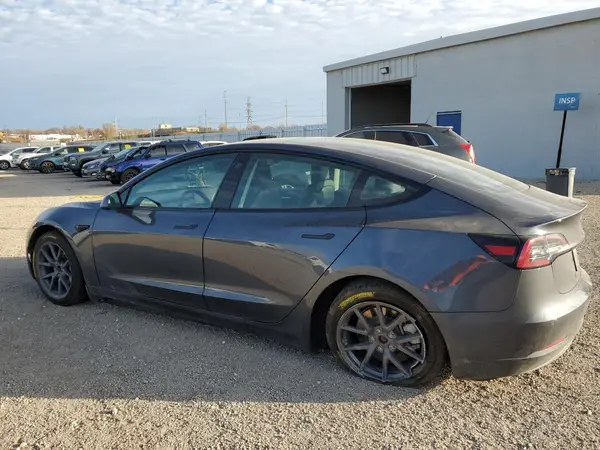 5YJ3E1EB0NF278761 2022 TESLA MODEL 3 - Image 2