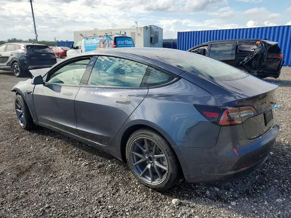 5YJ3E1EB0NF288321 2022 TESLA MODEL 3 - Image 2