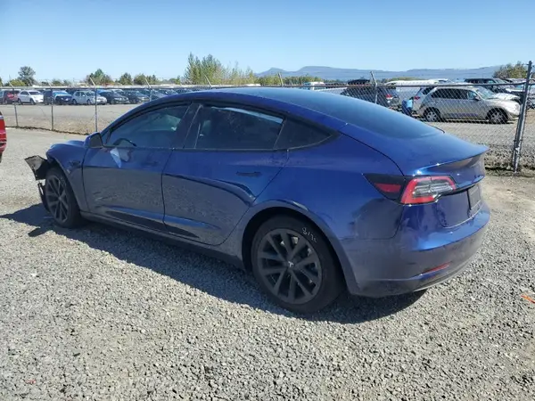 5YJ3E1EB0NF288447 2022 TESLA MODEL 3 - Image 2