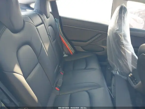 5YJ3E1EB0NF295088 2022 TESLA MODEL 3 - Image 8
