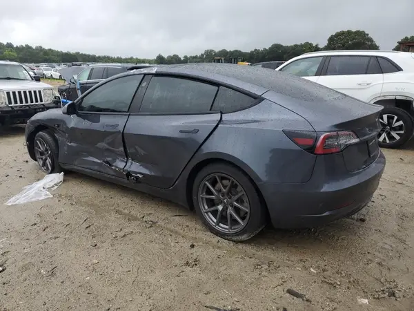 5YJ3E1EB0NF308390 2022 TESLA MODEL 3 - Image 2
