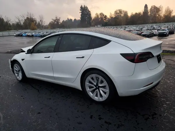 5YJ3E1EB0NF308857 2022 TESLA MODEL 3 - Image 2